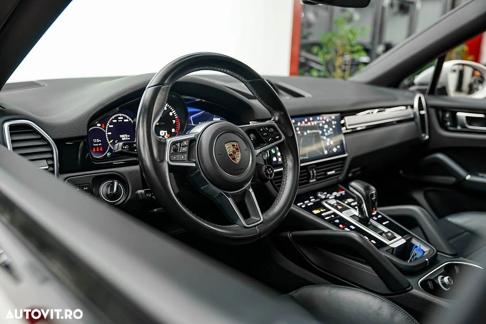 Porsche Cayenne Coupe E-Hybrid Tiptronic S Platinum Edition - 16