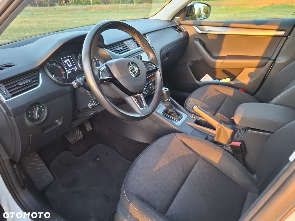 Skoda Octavia 1.5 TSI ACT Clever DSG - 12