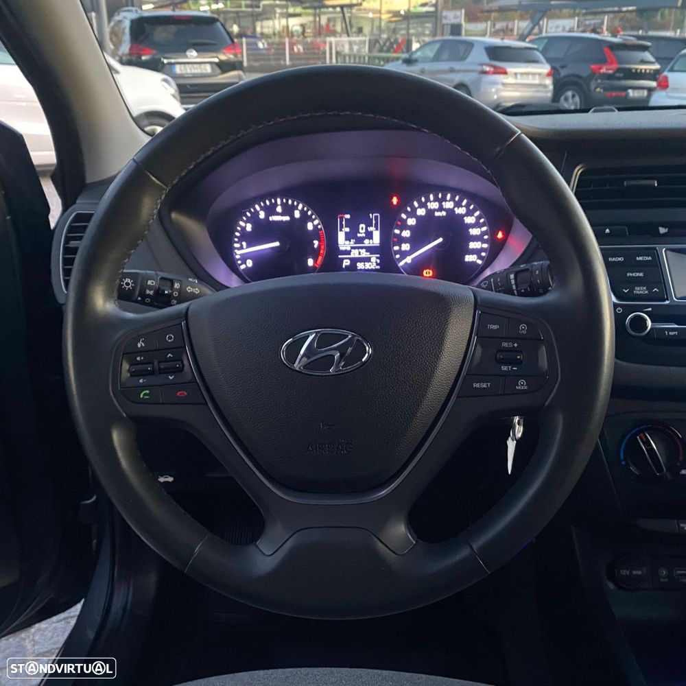 Hyundai i20 1.4 Comfort+P.Look+JLL16 AT - 19