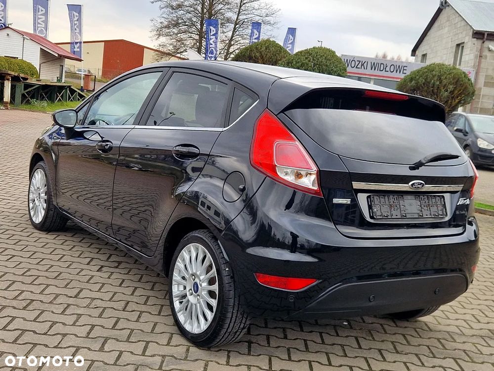 Ford Fiesta - 16