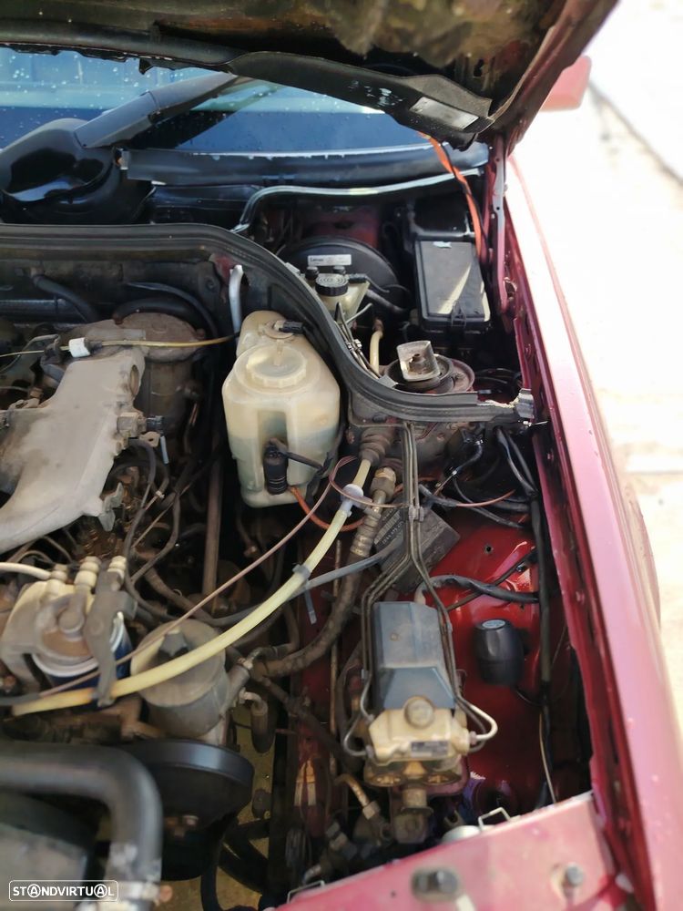 Mercedes-Benz W124 (1984-1997) 250 D Turbo - 11