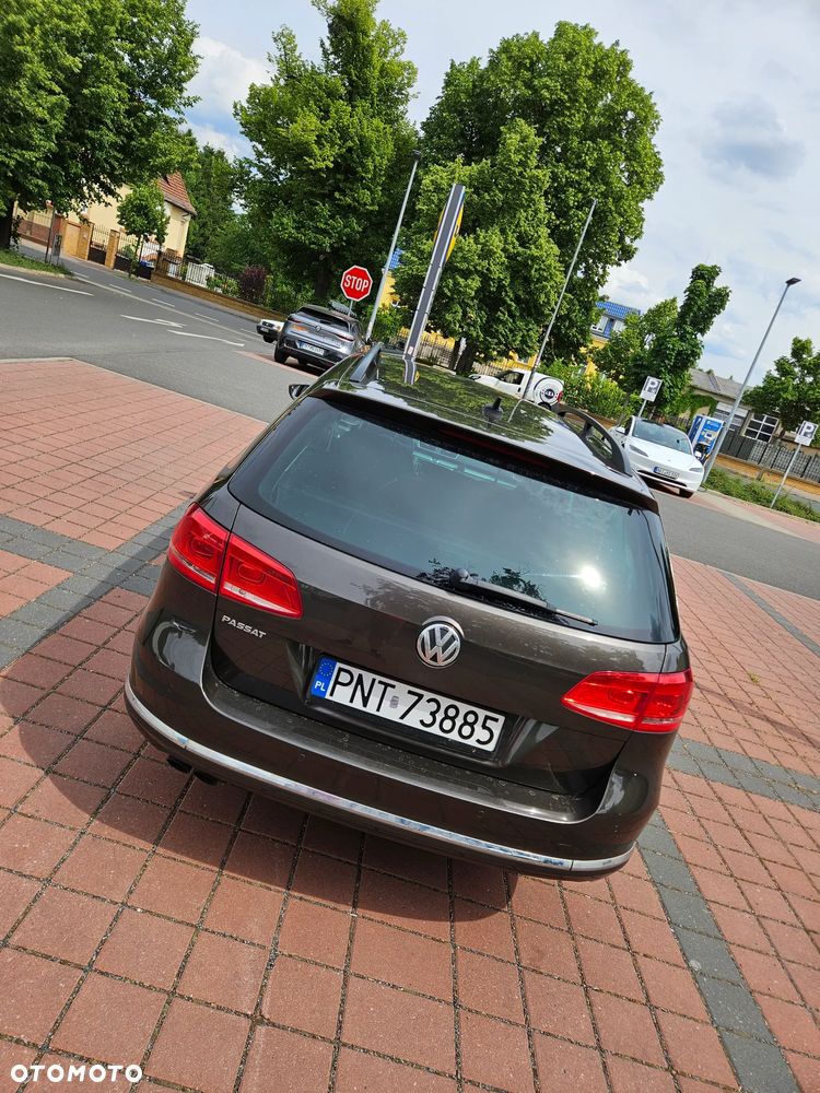 Volkswagen Passat - 2