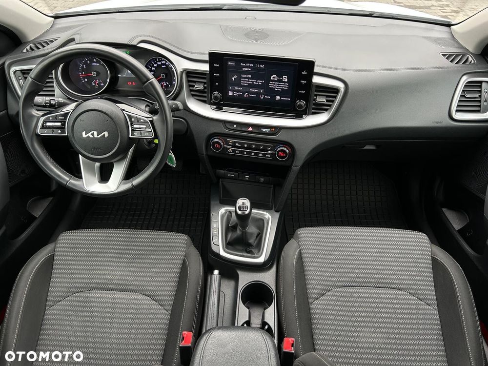 Kia Ceed 1.5 T-GDI M - 5