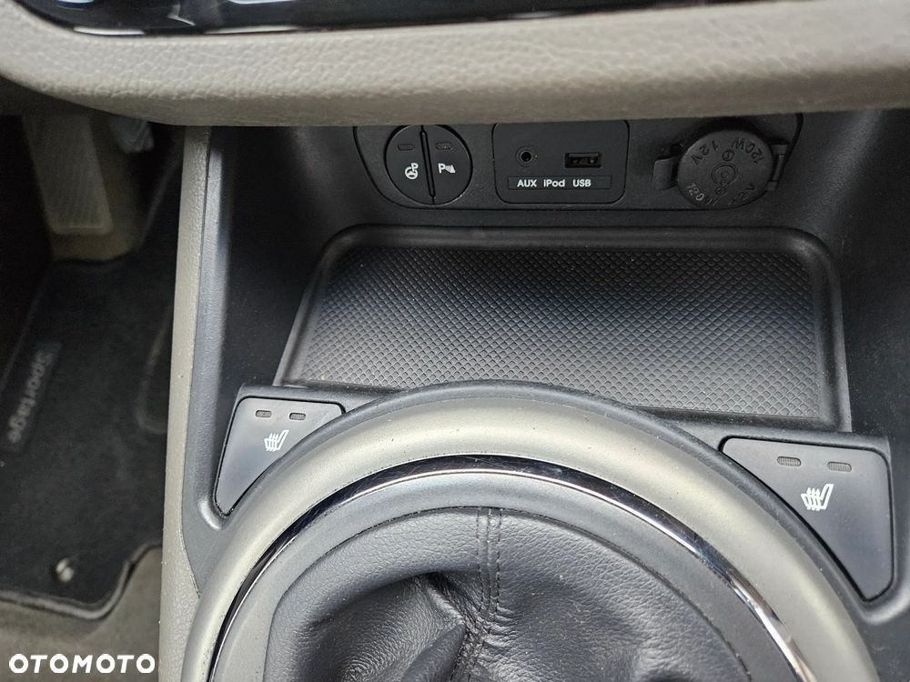 Kia Sportage 2,0 CRDI 2WD Vision - 19