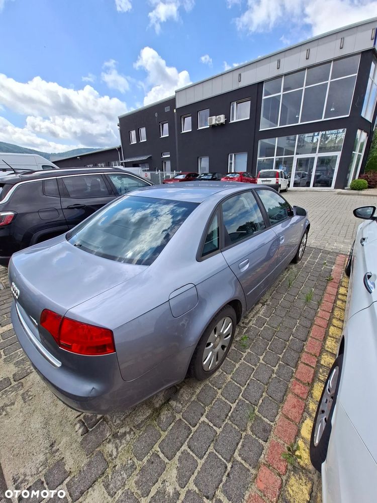 Audi A4 Limousine 2 - 4