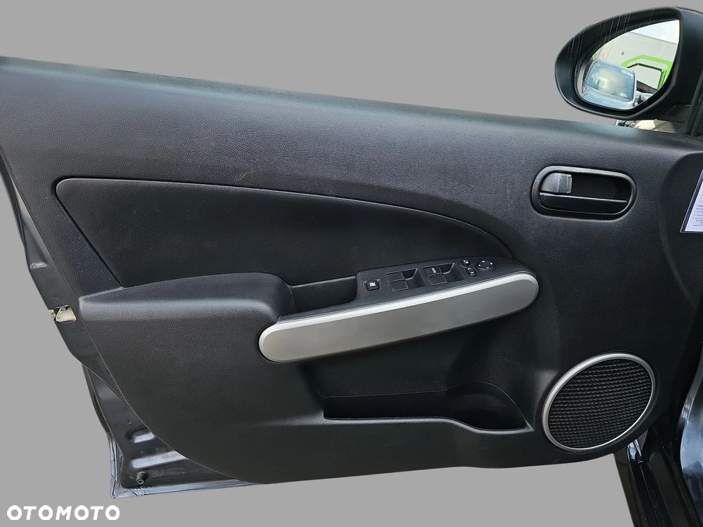 Mazda 2 - 10