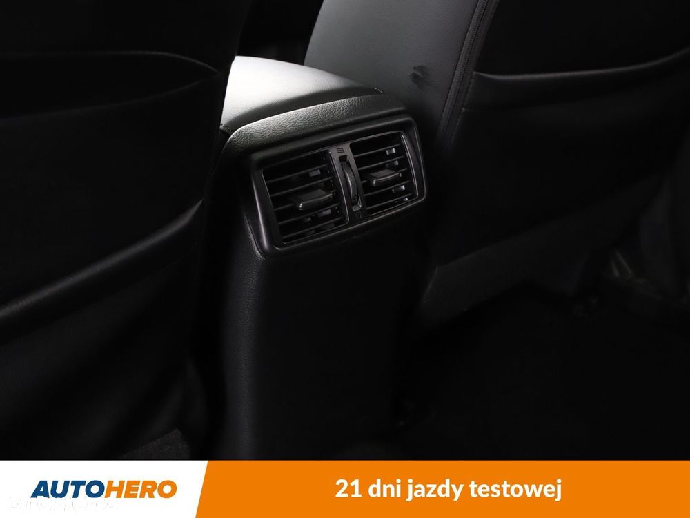 Nissan X-Trail 1.6 DIG-T Tekna 2WD - 36