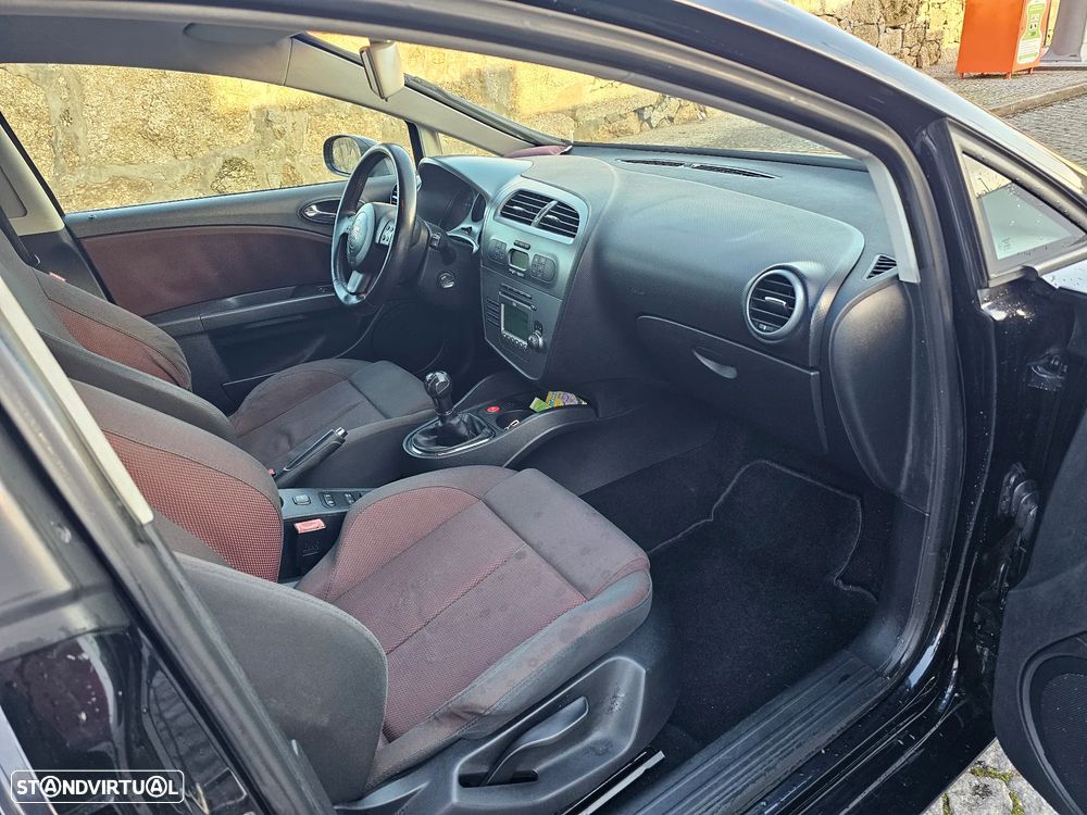 SEAT Leon 1.6 Sport - 26