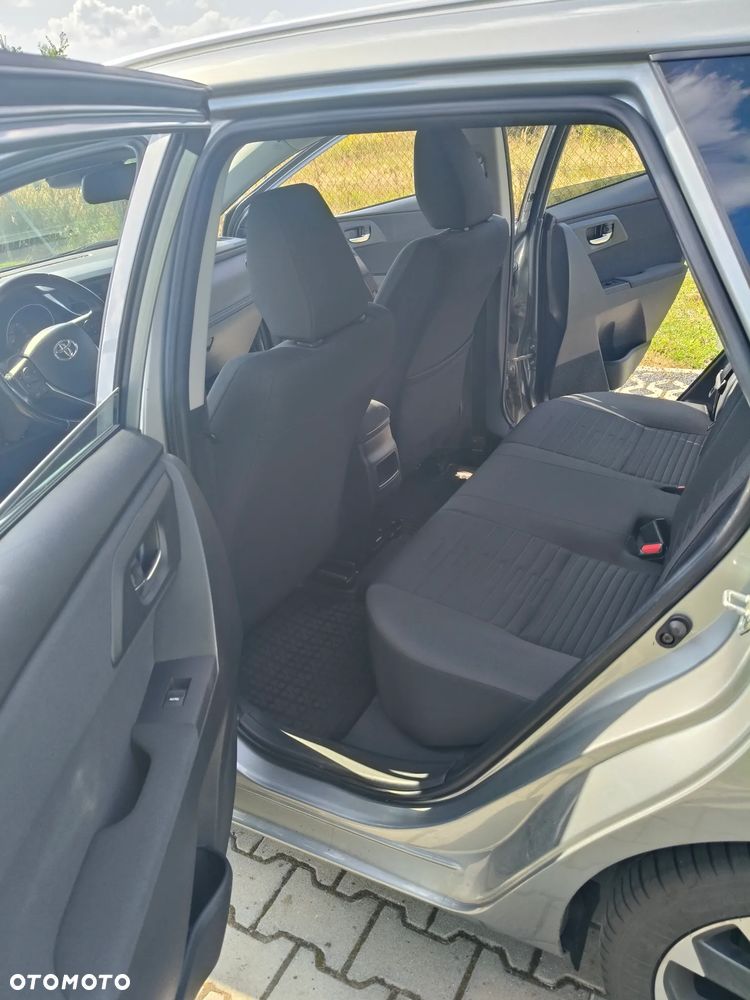 Toyota Auris 1.6 Comfort - 8