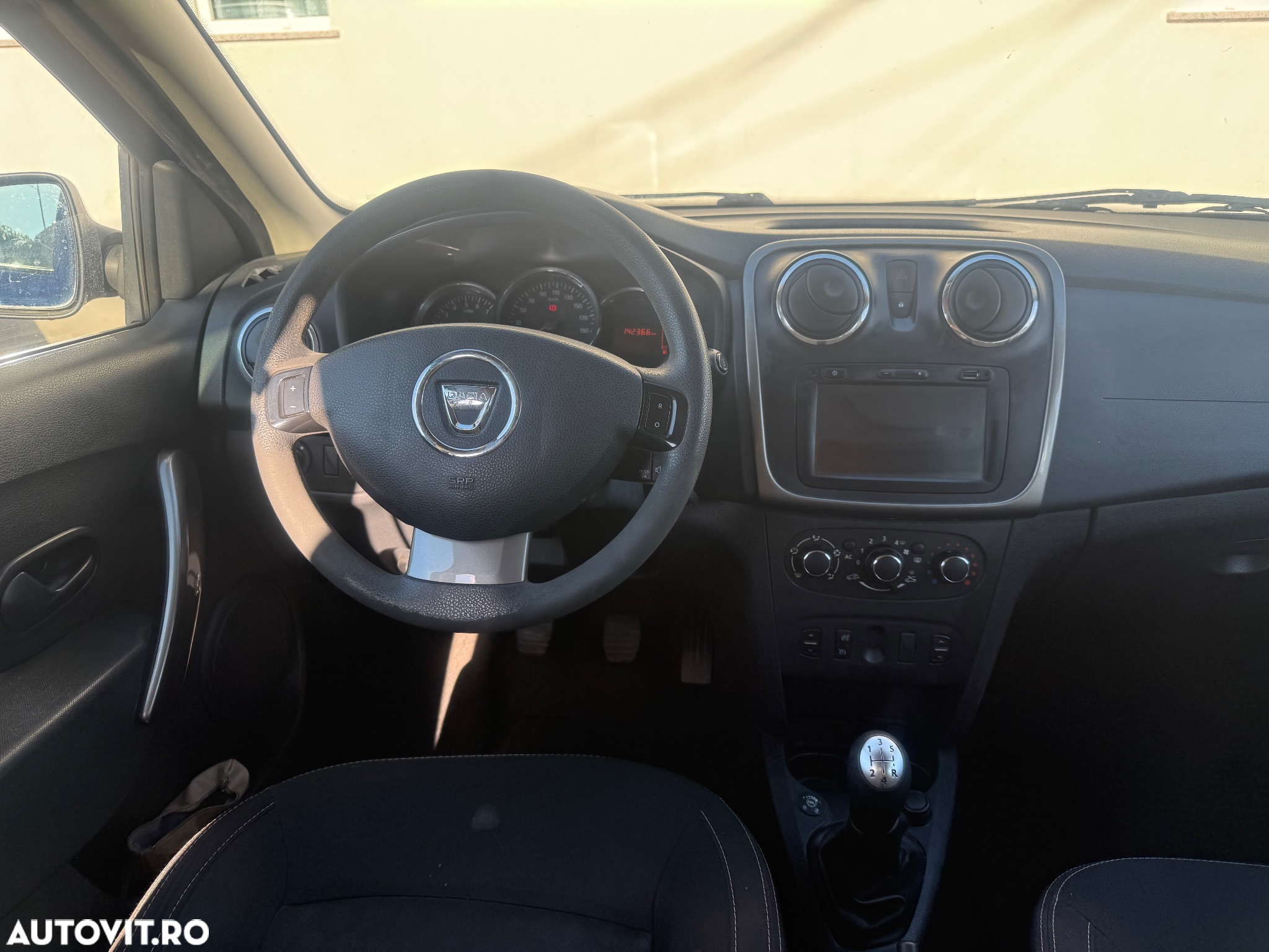 Dacia Logan 1.2 75CP GPL Laureate - 5