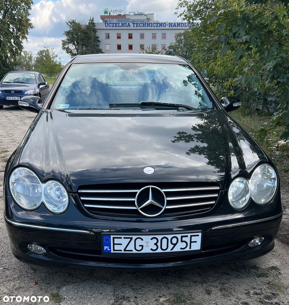 Mercedes-Benz CLK - 4