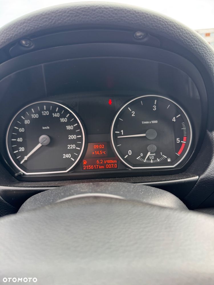 BMW Seria 1 118d DPF - 15