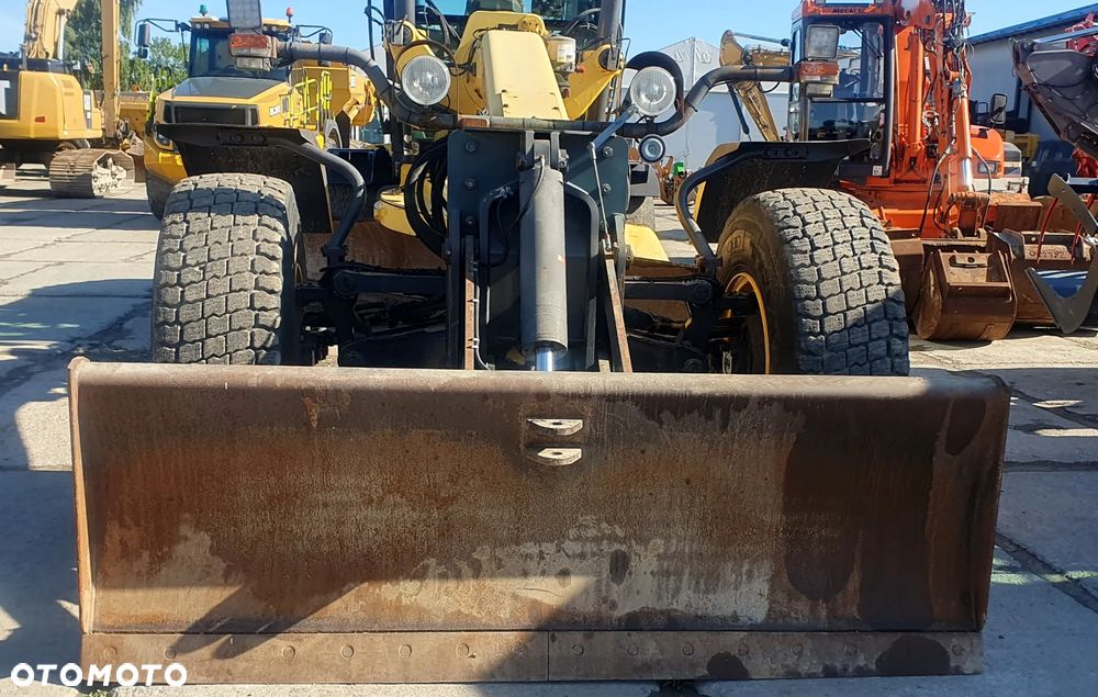 New Holland F156.7A - 13