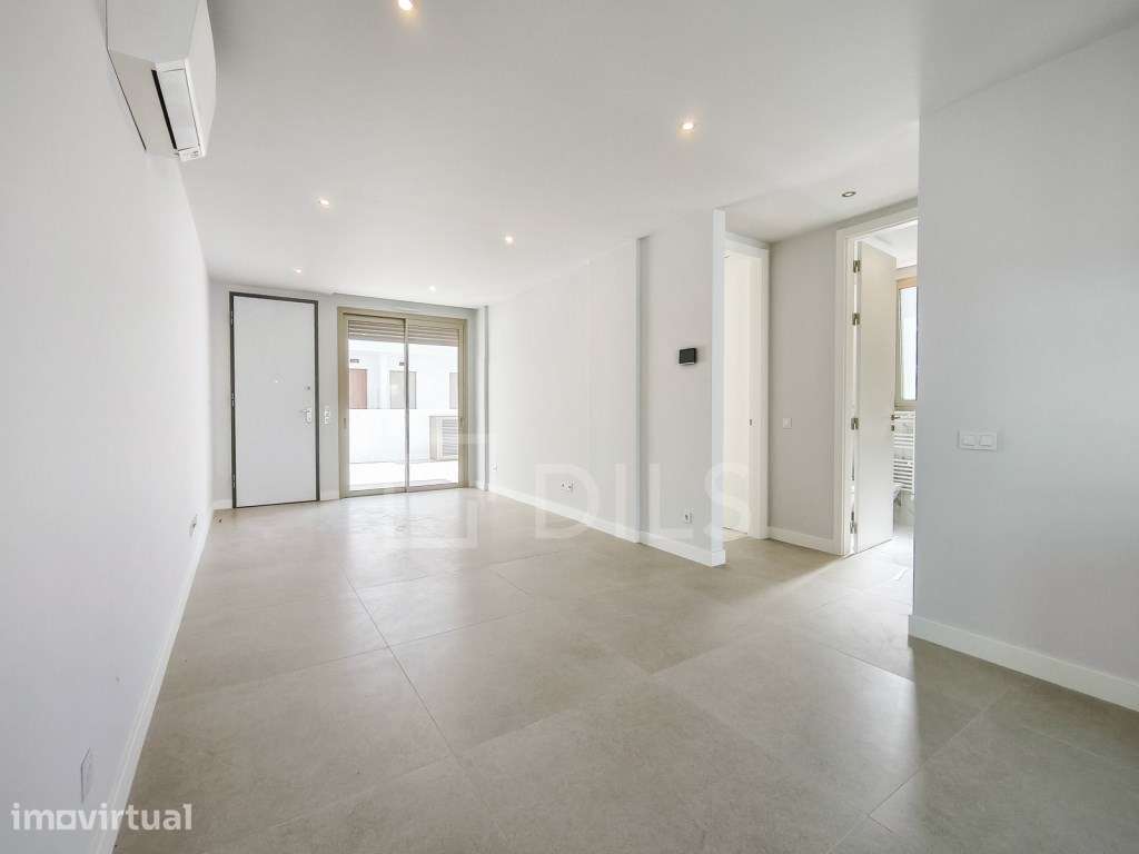 Apartamento T2 com terraço e garagem em Cabanas, Tavira - Grande imagem: 3/59
