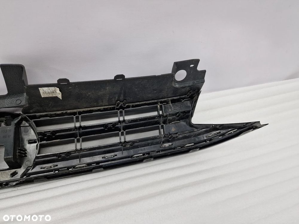 VW SPORTSVAN LIFT 17- ATRAPA / GRILL PRZEDNI PRZÓD POD RADAR , NR 510853653H / 510853651AN/AP , NR AUKCJI GR92 - 20
