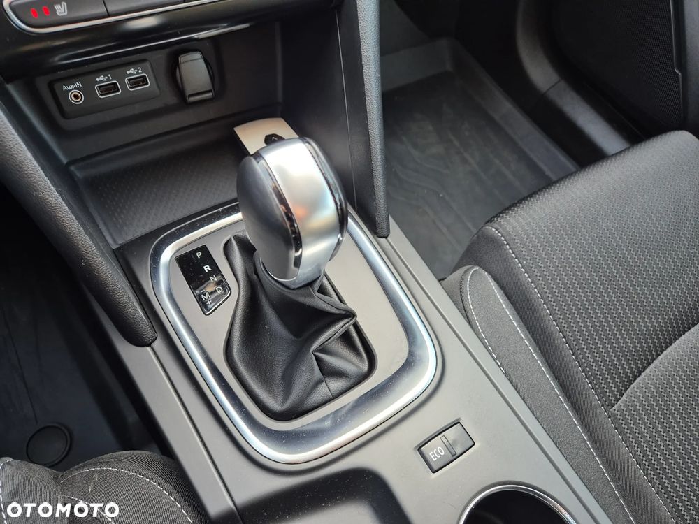 Renault Megane BLUE dCi 115 EDC BUSINESS EDITION - 19