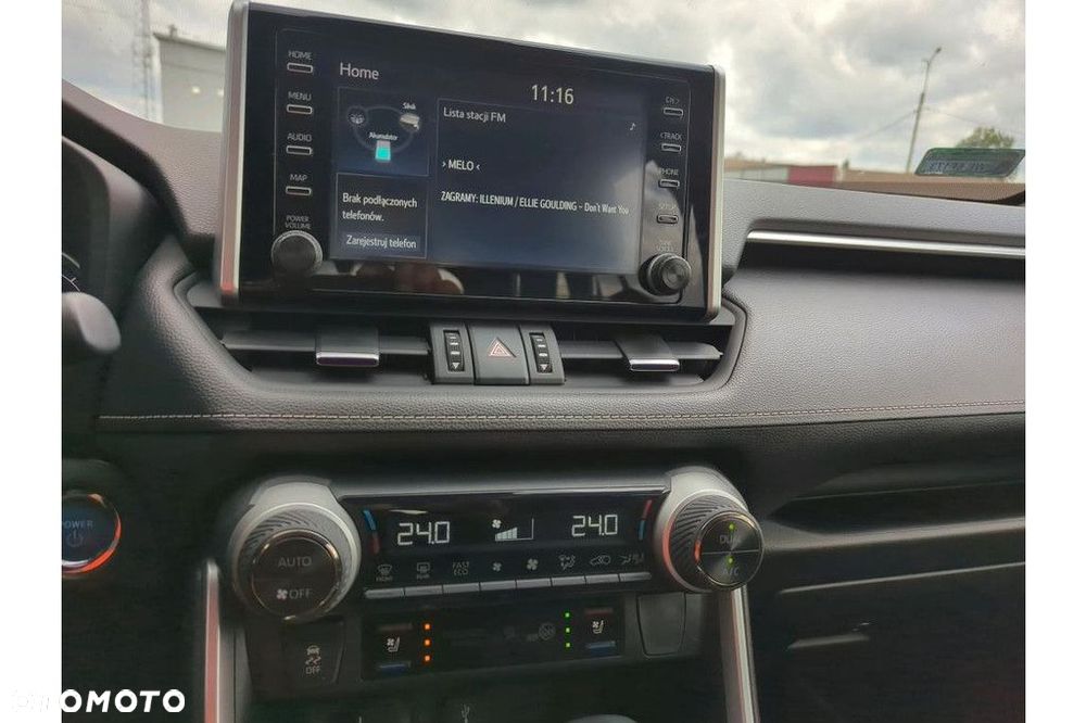 Toyota RAV4 - 8