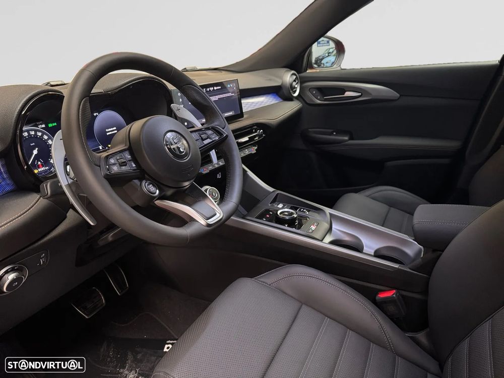 Alfa Romeo Tonale 1.5 Hybrid Veloce - 10