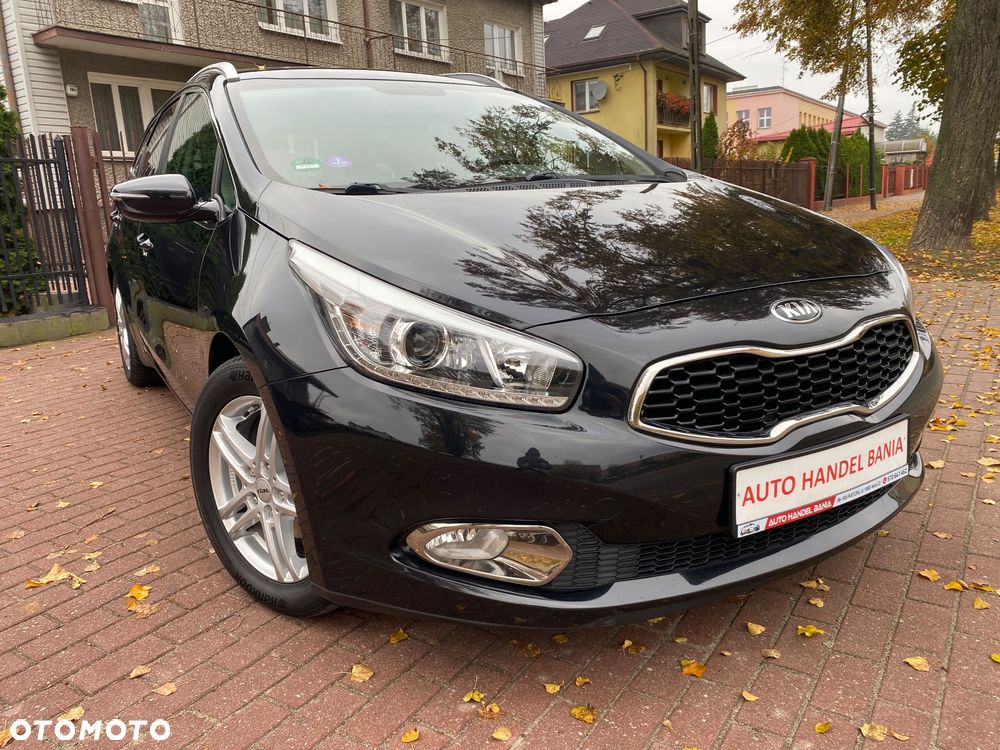 Kia Ceed 1.6 GDI Dream Team Edition - 21
