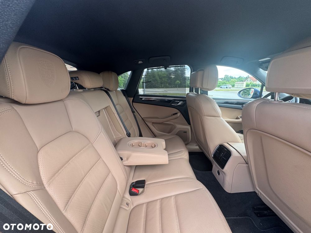 Porsche Macan Standard - 37