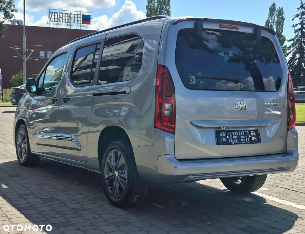 Toyota Proace City Verso Long 1.5 D-4D Family - 4