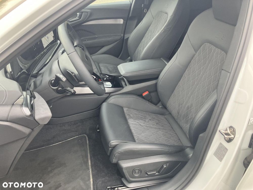 Audi A5 Limousine - 11