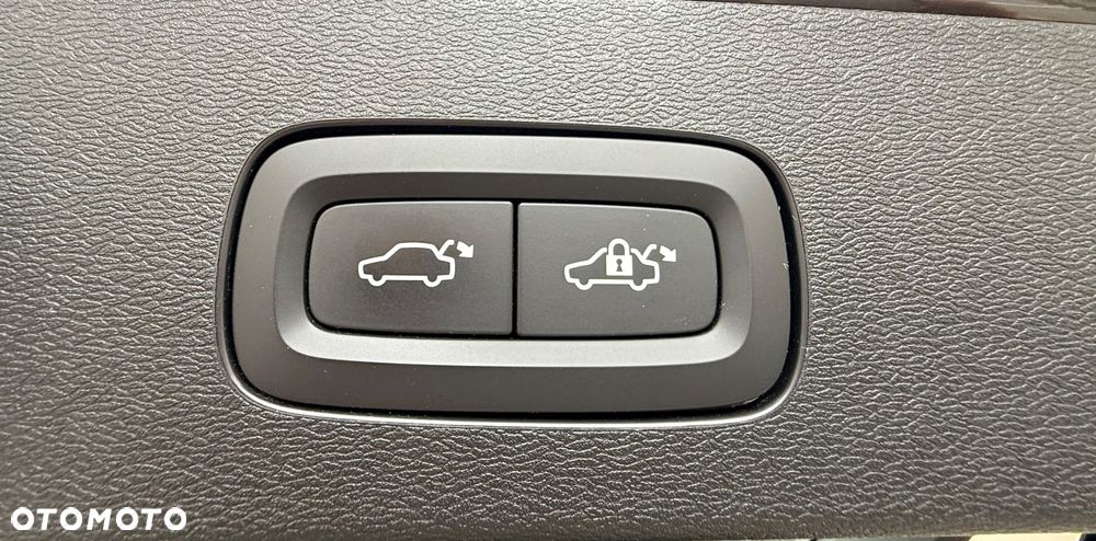 Volvo V60 B4 D Geartronic RDesign - 22