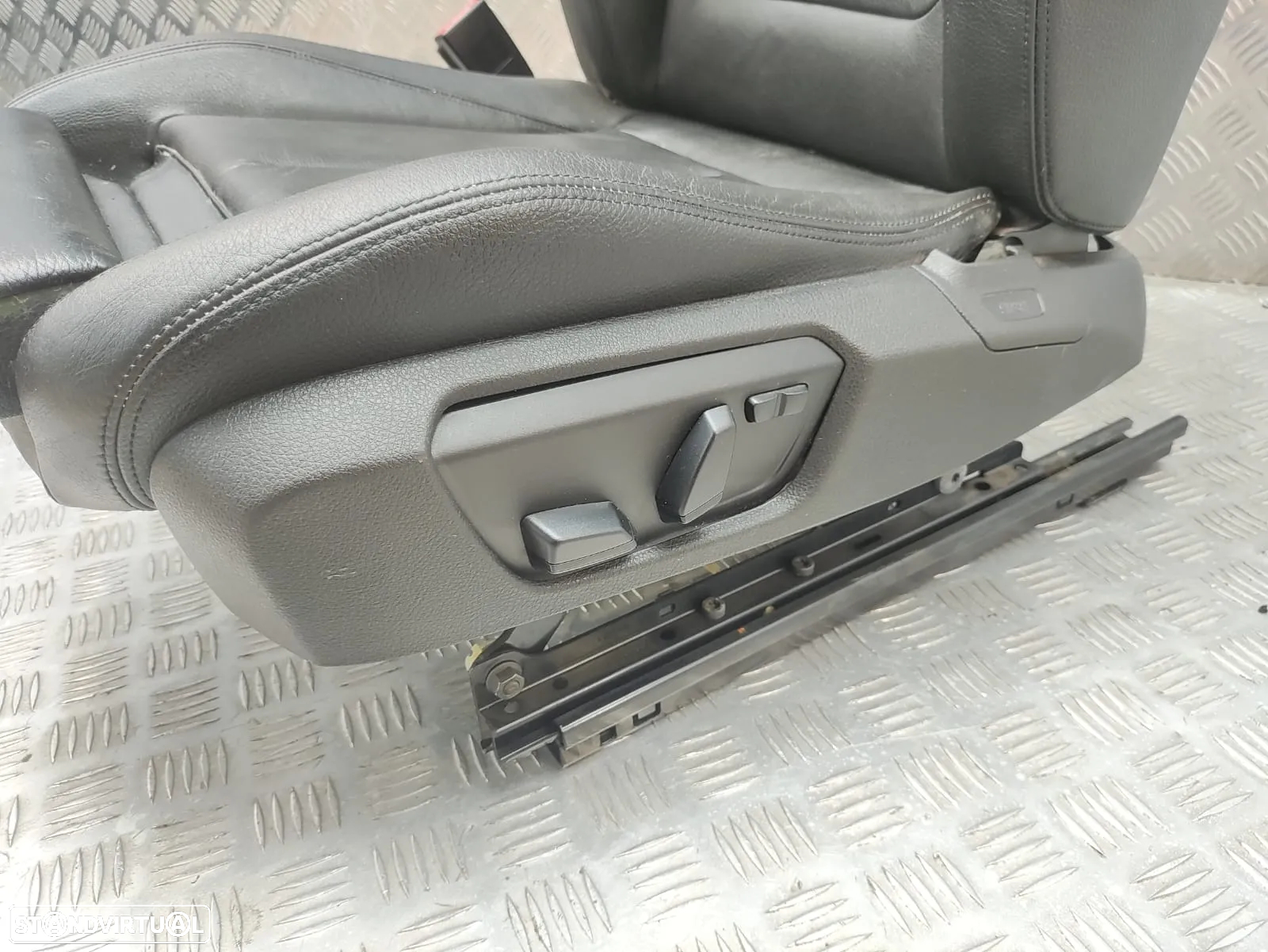 Conjunto Bancos em Pele BMW Serie 1 F20 Pack M - 10