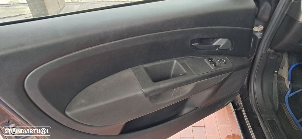 Fiat Grande Punto 1.2 Free Start&Stop - 4