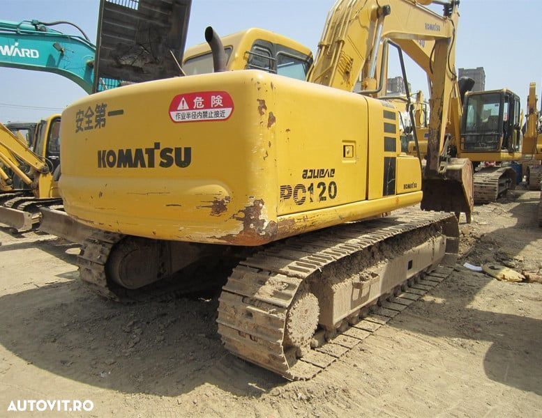 Dezmembram komatsu pc120 - 1
