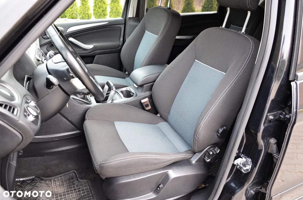 Ford S-Max 2.0 TDCi Ambiente - 30