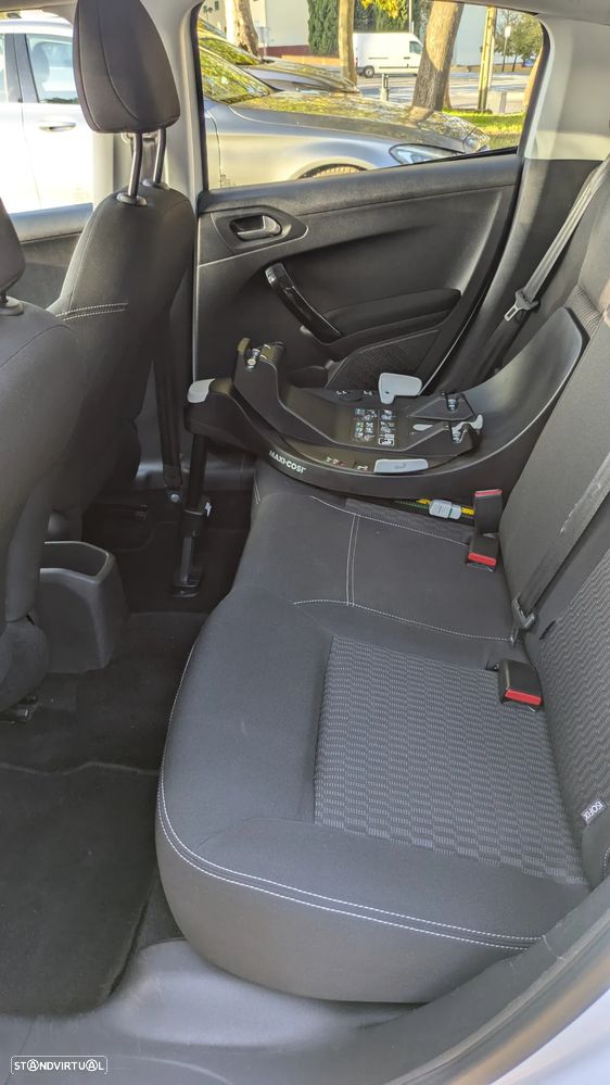 Peugeot 208 1.6 BlueHDi Style - 7