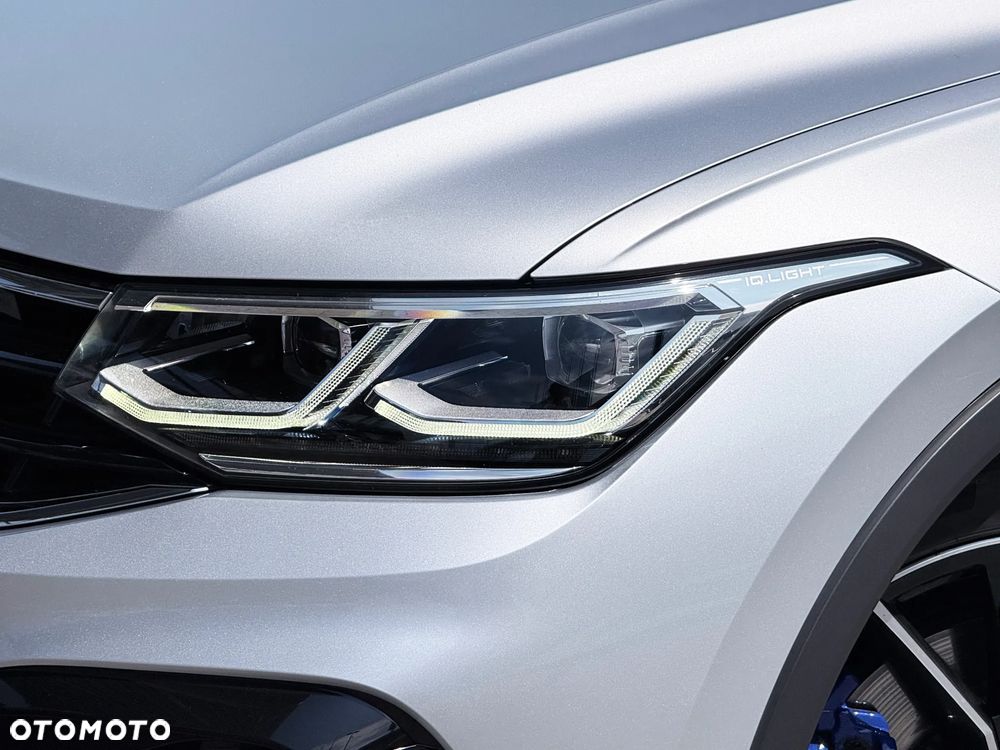 Volkswagen Tiguan - 11