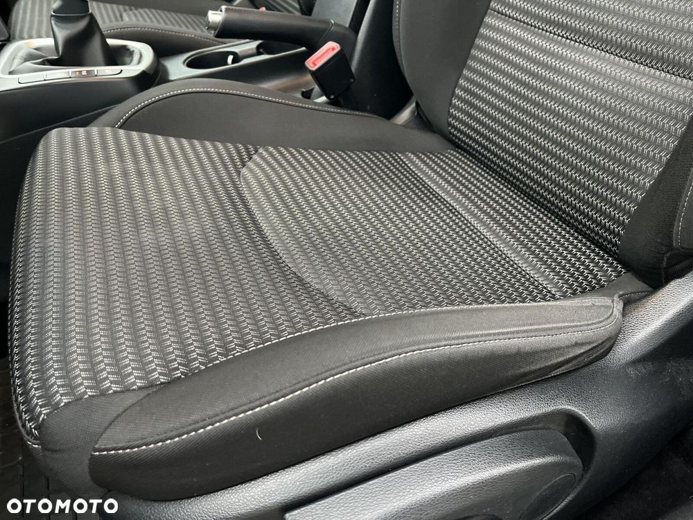 Kia XCeed 1.5 T-GDI M - 13