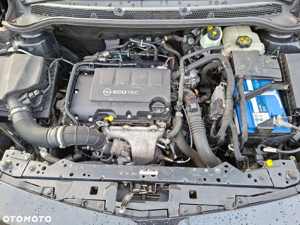 Opel Astra 1.4 T Cosmo - 15