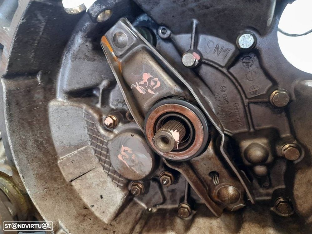 CAIXA VELOCIDADES VOLKSWAGEN POLO 2001 -EXB - 1