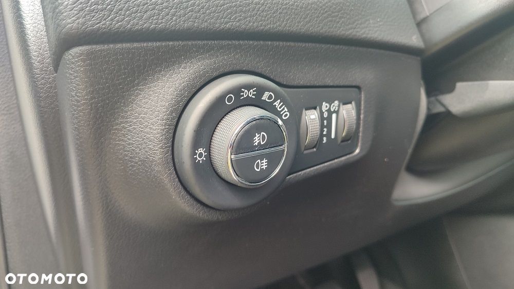 Jeep Compass 1.4 TMair Night Eagle FWD S&S - 39