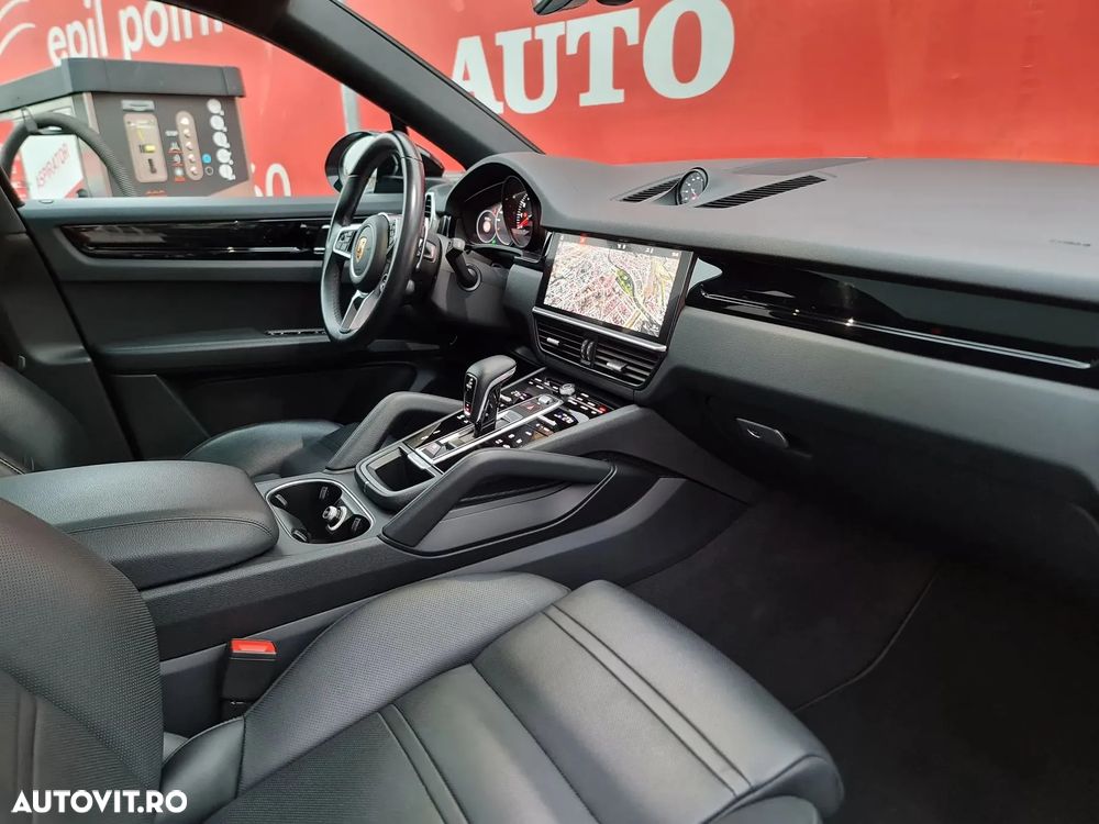 Porsche Cayenne Coupe - 20