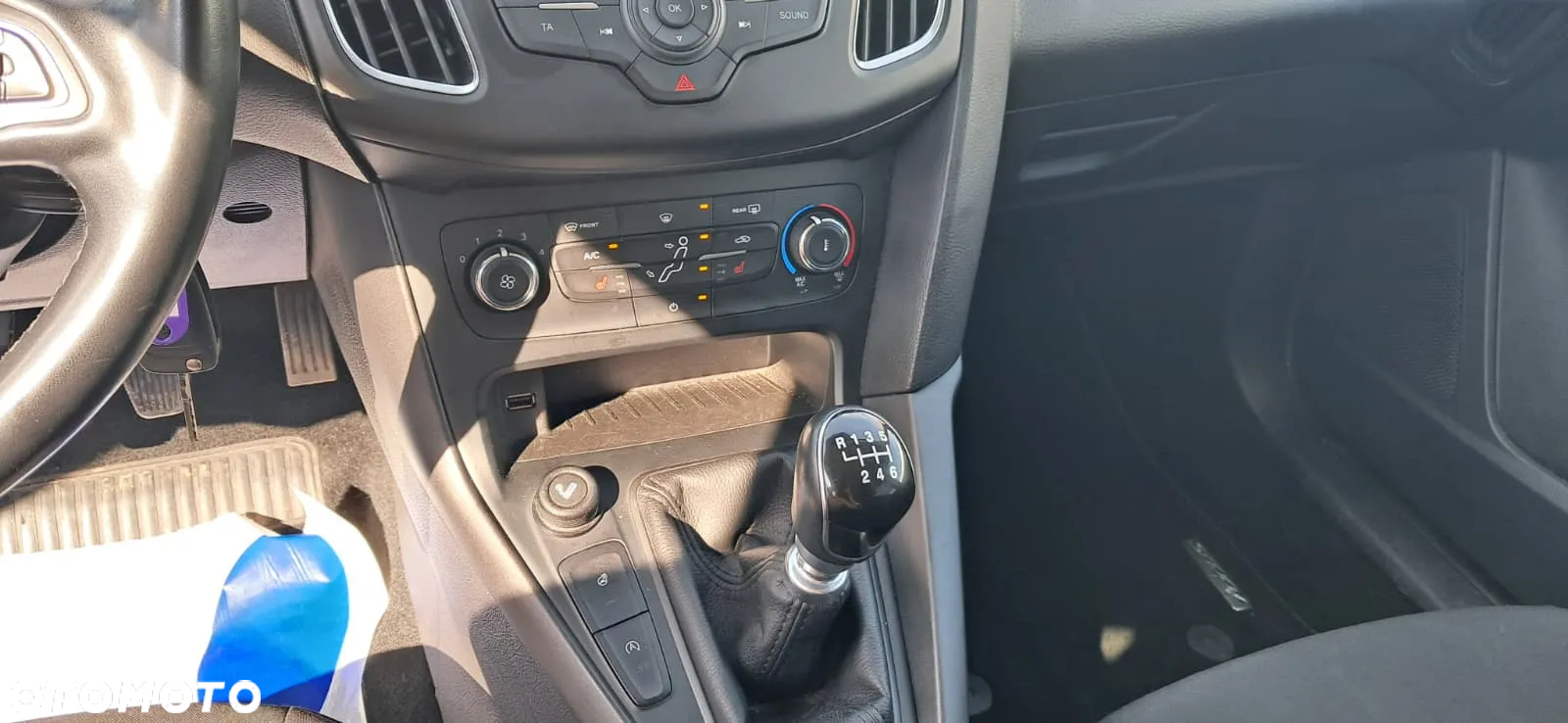 Ford Focus Turnier 1.0 EcoBoost Start-Stopp-System Trend - 13