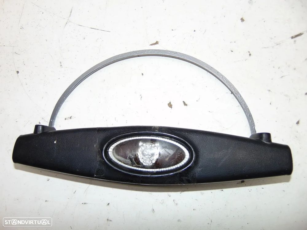 Jaguar centro volante - 1