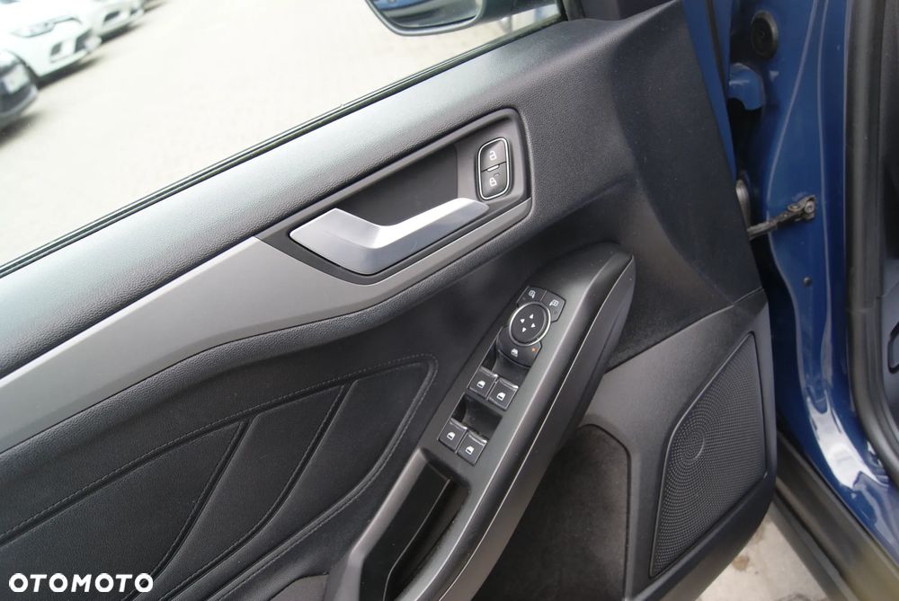 Ford Focus 1.0 EcoBoost Trend Edition Business - 15