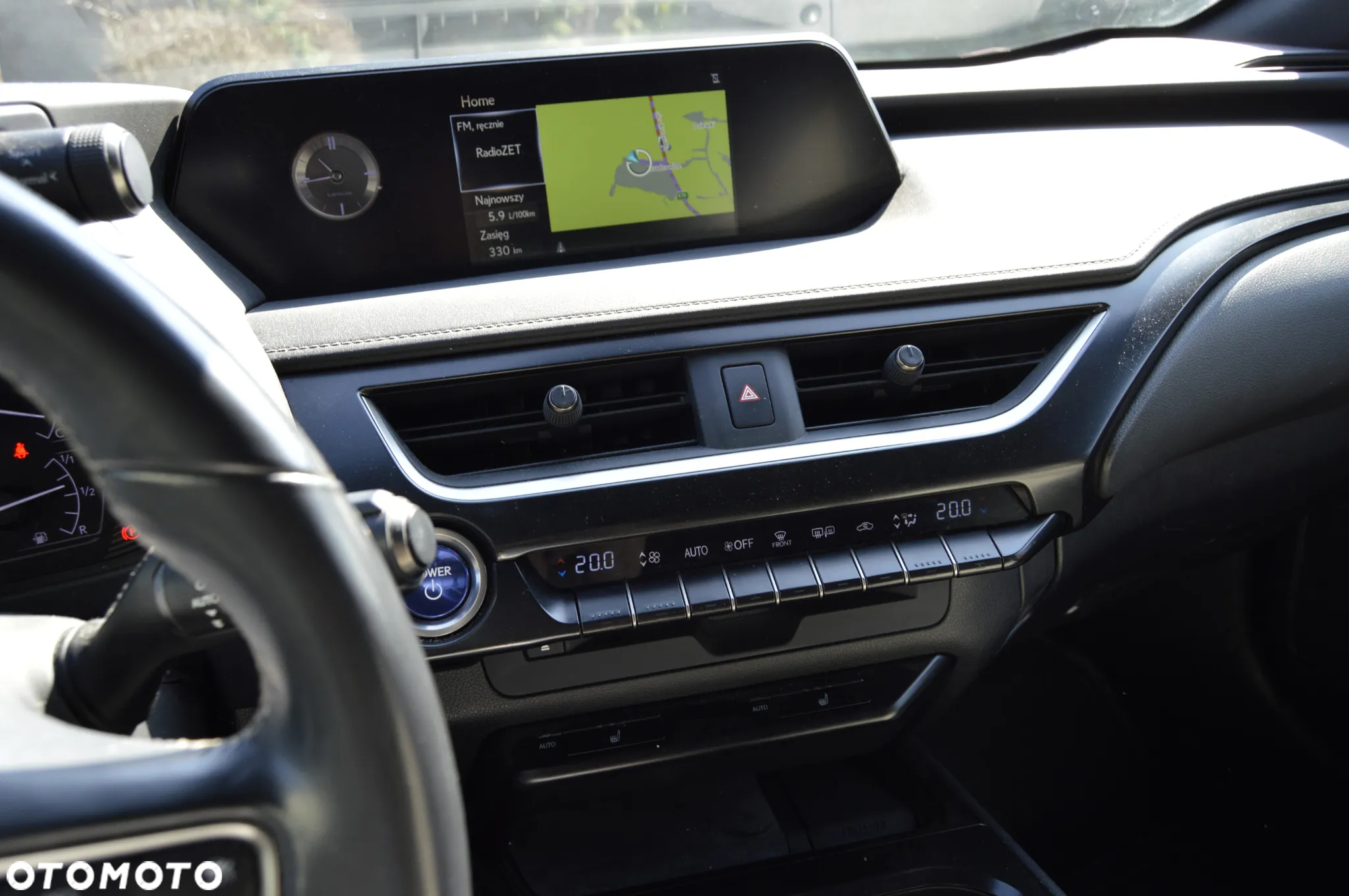 Lexus UX 250h Prestige 2WD - 9