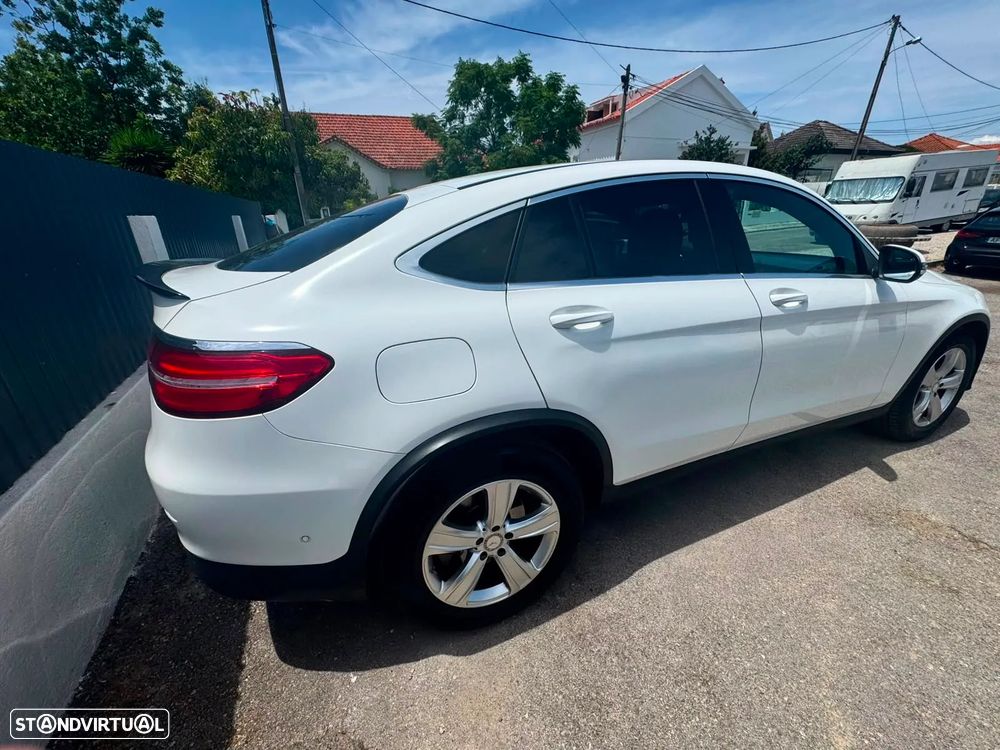 Mercedes-Benz GLC 220 d 4Matic 9G-TRONIC AMG Line - 2