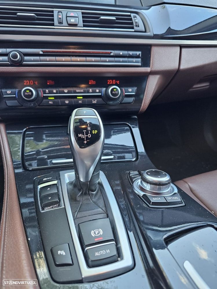 BMW 520 d Line Luxury Auto - 11