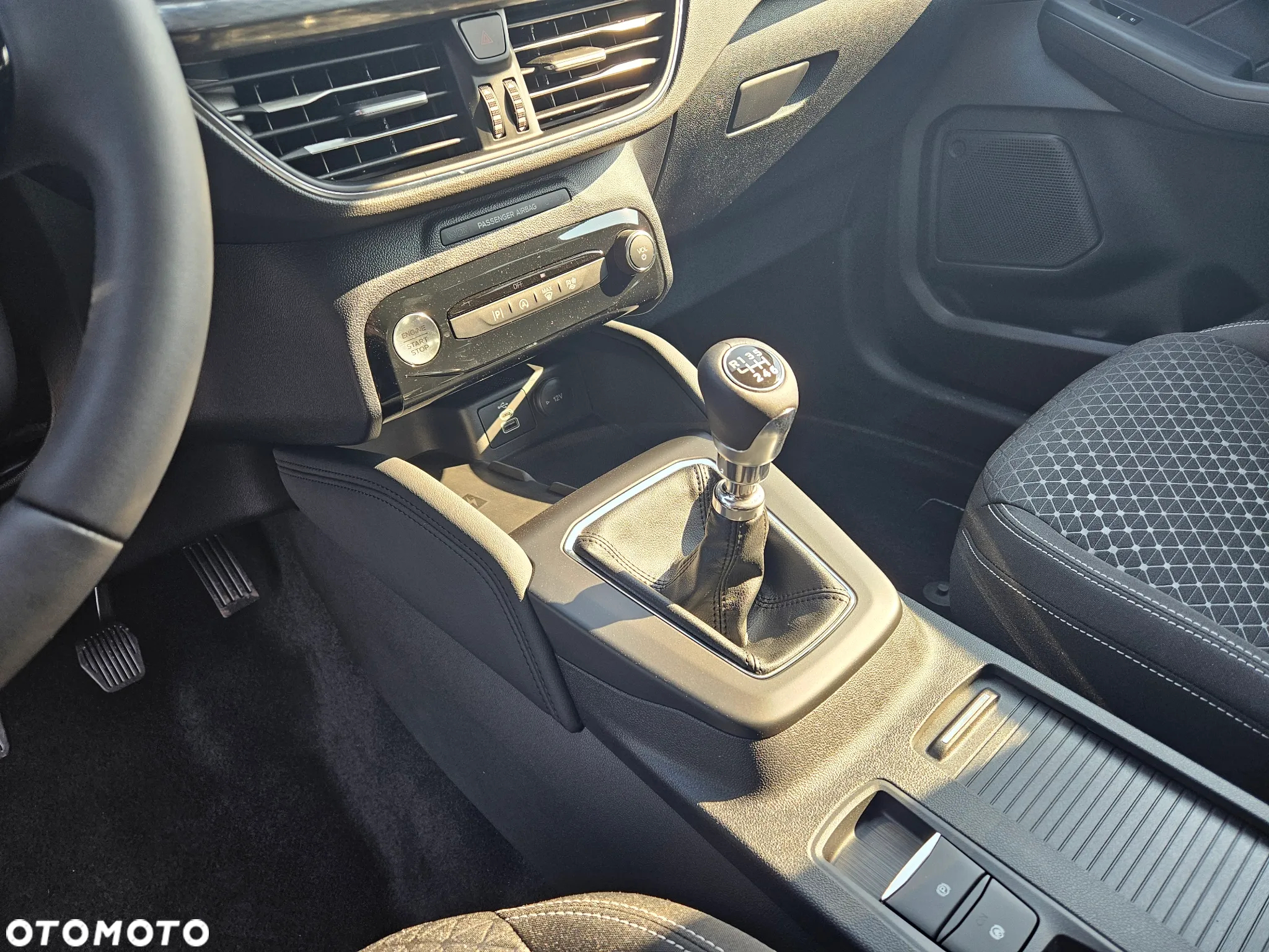 Ford Kuga 1.5 EcoBoost FWD Titanium - 19