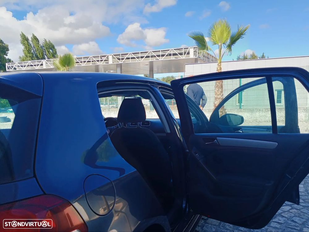 VW Golf - 2
