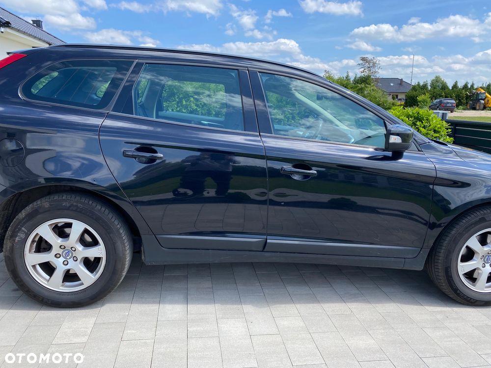 Volvo XC 60 2.4D DRIVe - 7