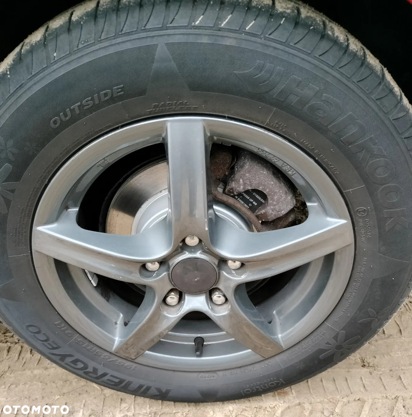 Hyundai i30 1.6 Comfort - 21