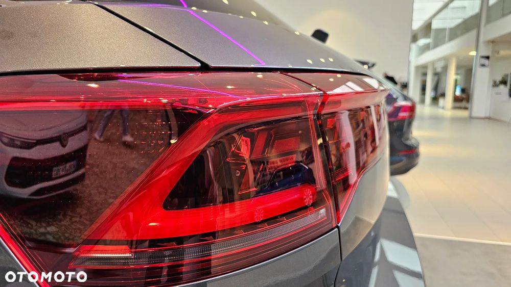 Volkswagen T-Roc 1.5 TSI Style - 12