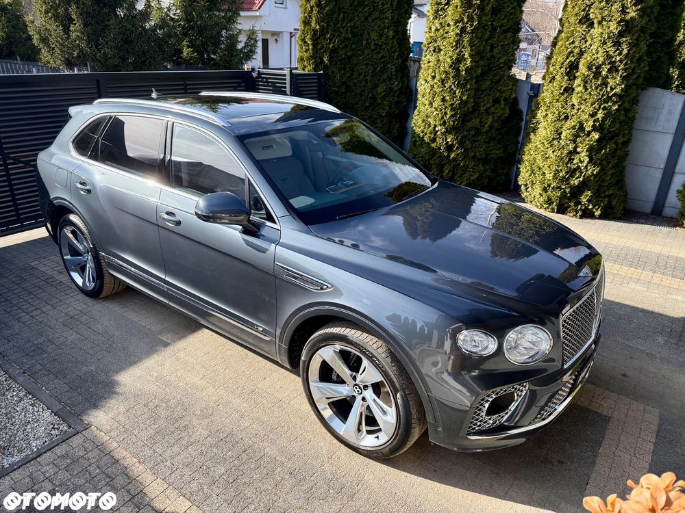 Bentley Bentayga - 4